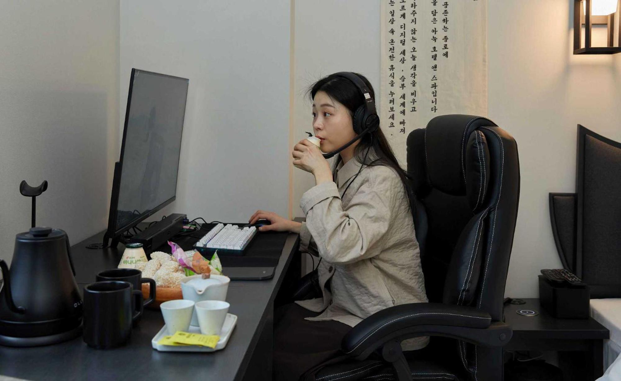 Aank And Jongno Unni Hotel