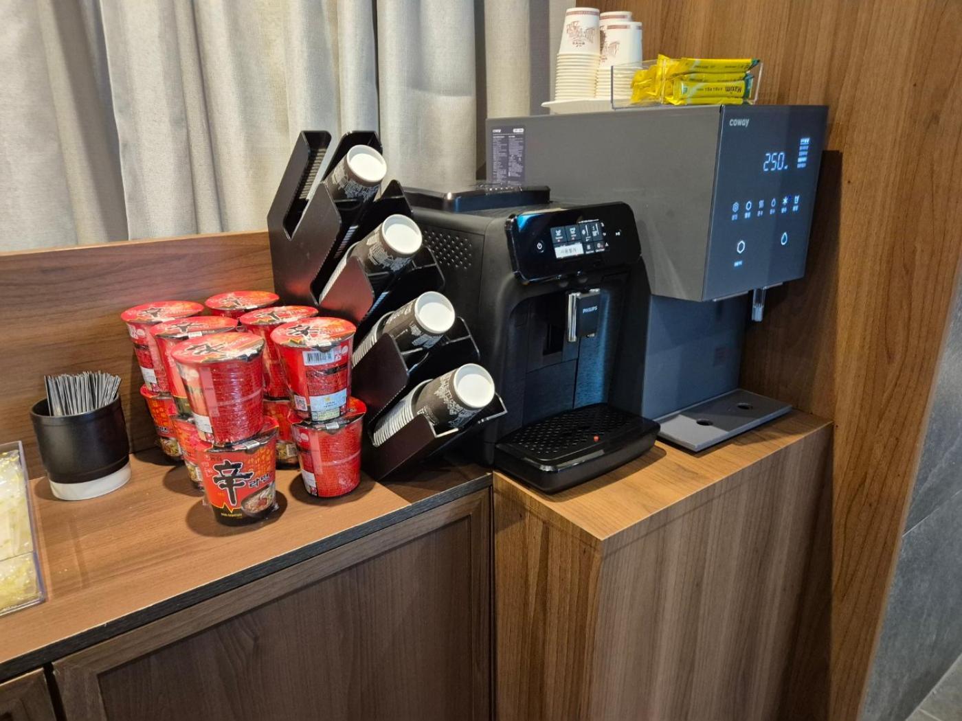 Aank And Jongno Unni Hotel